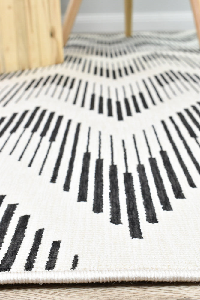 Phoenix Black White Rug 20471-963