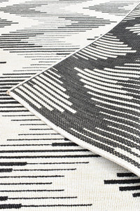 Phoenix Black White Rug 20471-963