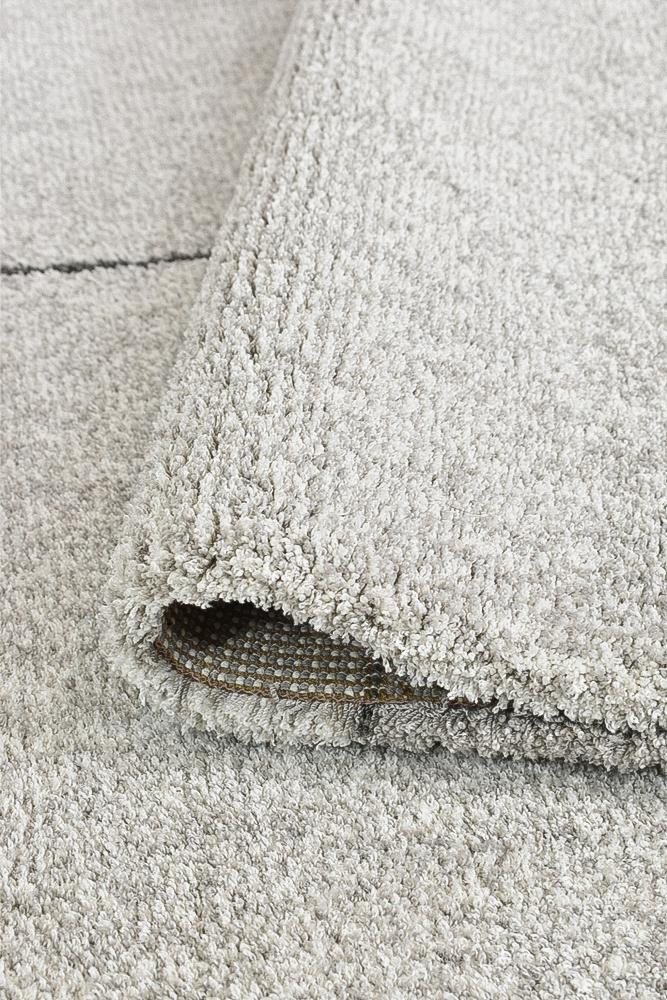 Mishka Berber Silver Rug 63251-670
