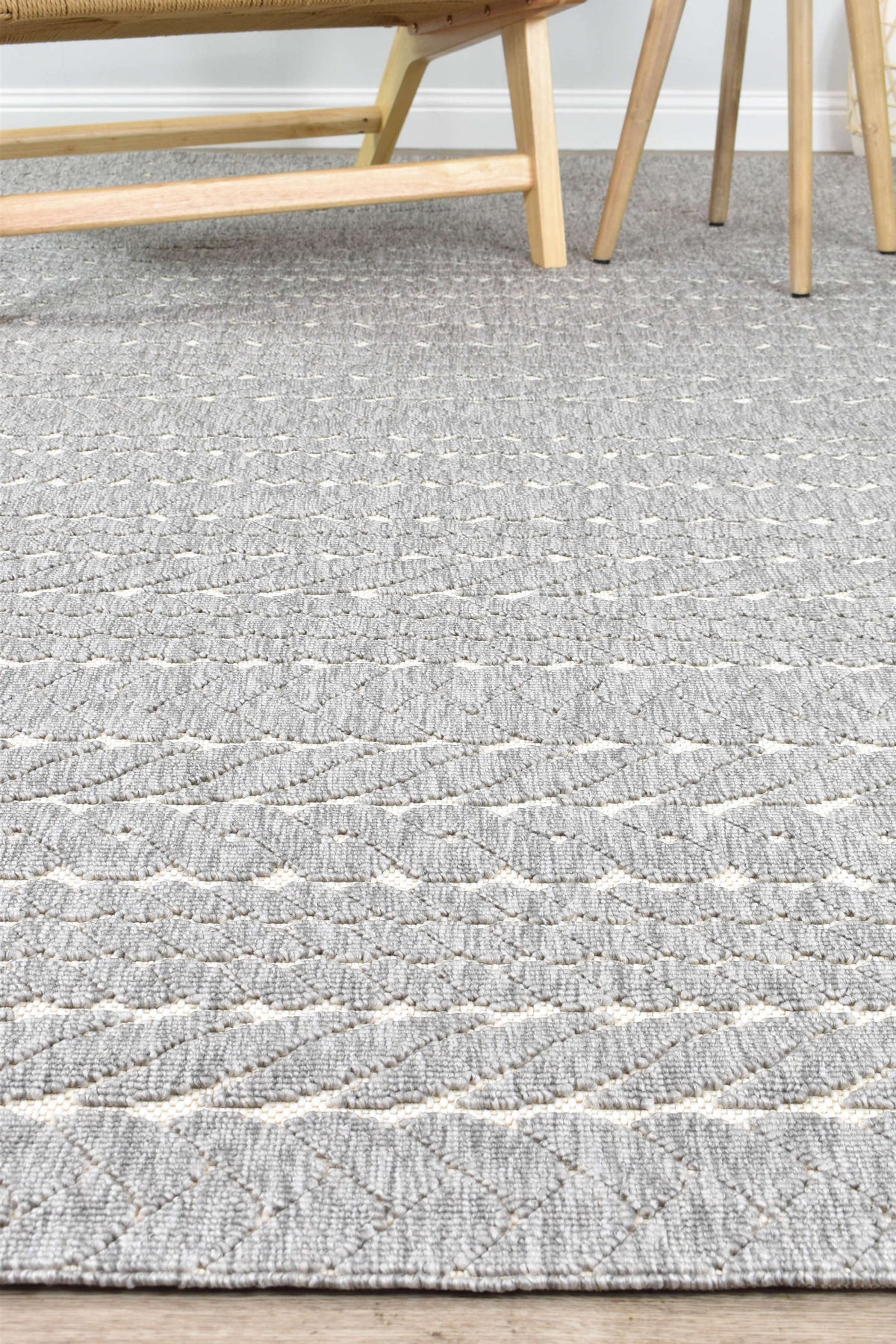 Phoenix Grey White Rug 20469-302