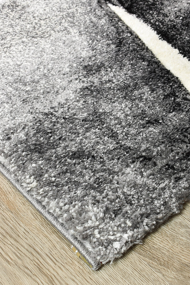 Lagos 37 Dark Grey White Rug