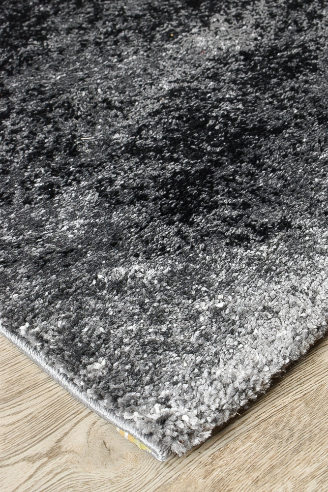 Lagos 37 Dark Grey White Rug